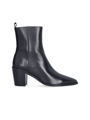 Booties black calf 