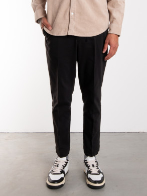 Billie 1733 chino black 