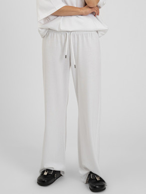 BP iconic flares white 