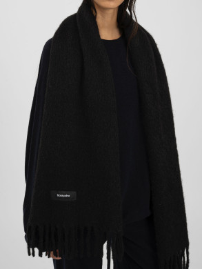 BP scarf black 