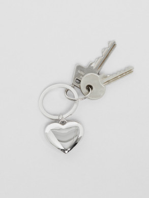 Key to your heart keychain silver 