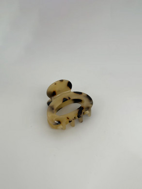 Liv clip tortoise 