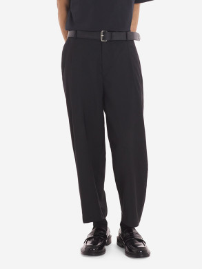 Pleated cropped pant black 