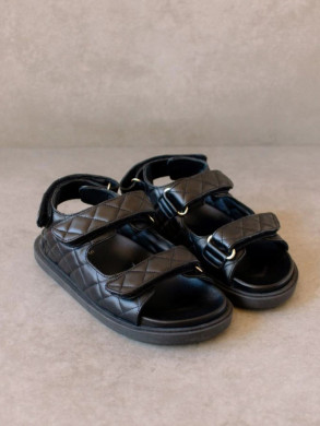 Hook-loop sandals black 
