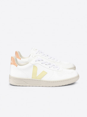 V10 leather sneaker white sun peach 40
