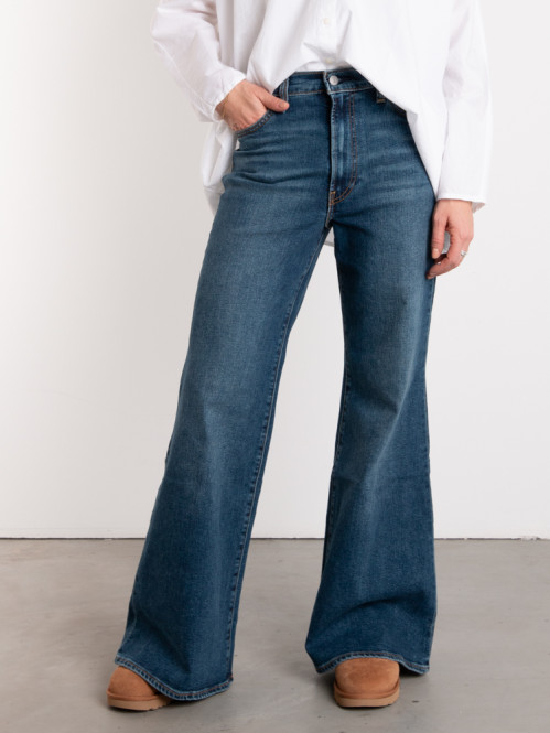 Ribcage bells jeans a new york moment 