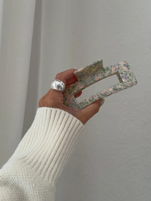Bigga clip dreamy garden OS