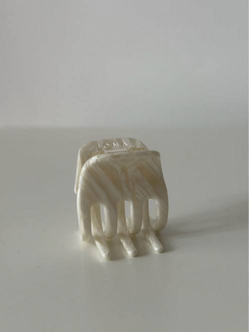 Emma clip beige swirl 