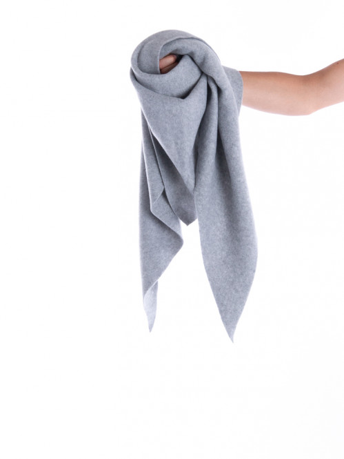 Kibo scarf triangle grey 