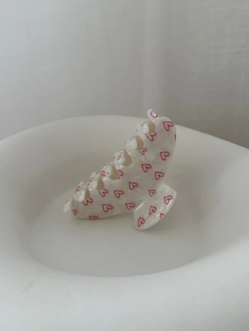 Matilda clip baby hearts 