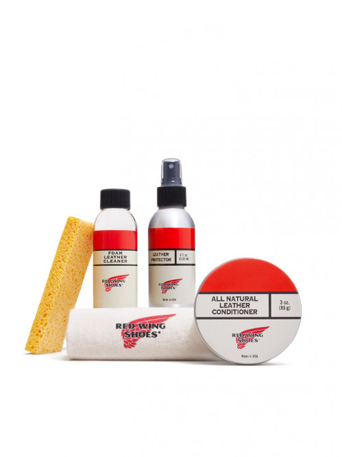 Oil tanned leather care kit 
