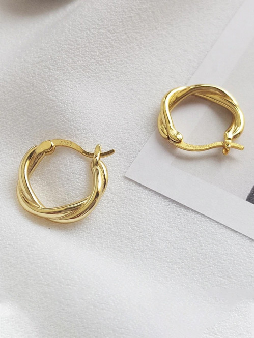 Sui twisted hoops gold 