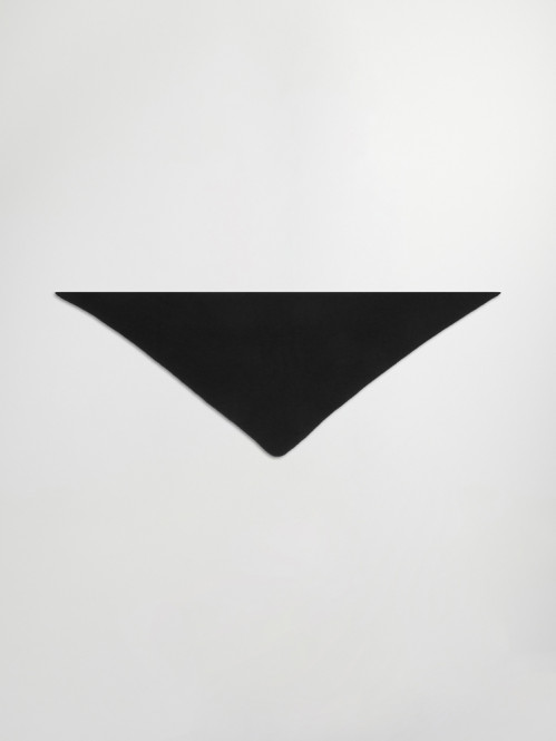 Triangle scarf black 