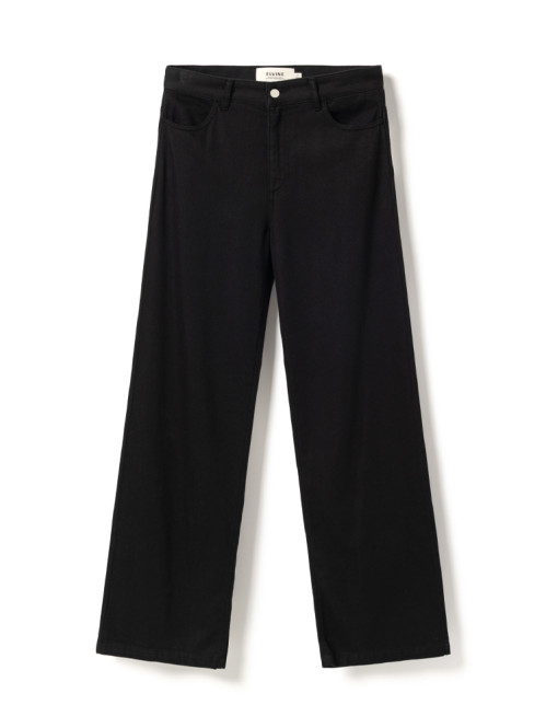 Wide leg jeans garment dyed black 