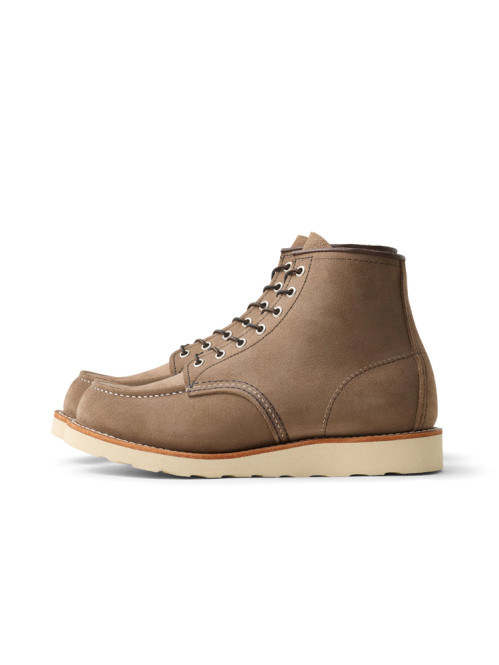Classic moc toe boots sandstone mohave 