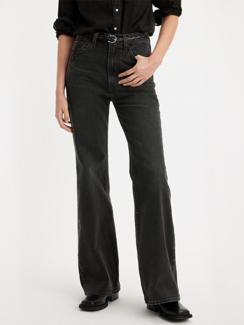 Ribcage bells on the town 26/32