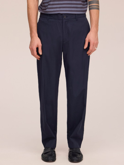 Brendan chino deep navy 