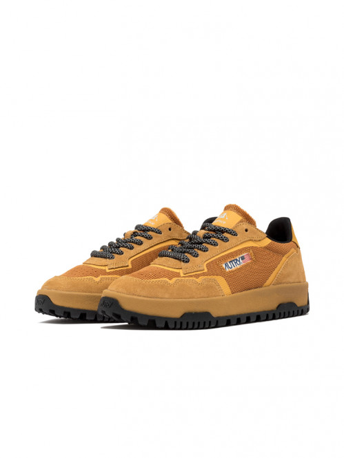 Wildpace low man dragon sneaker buck thor 