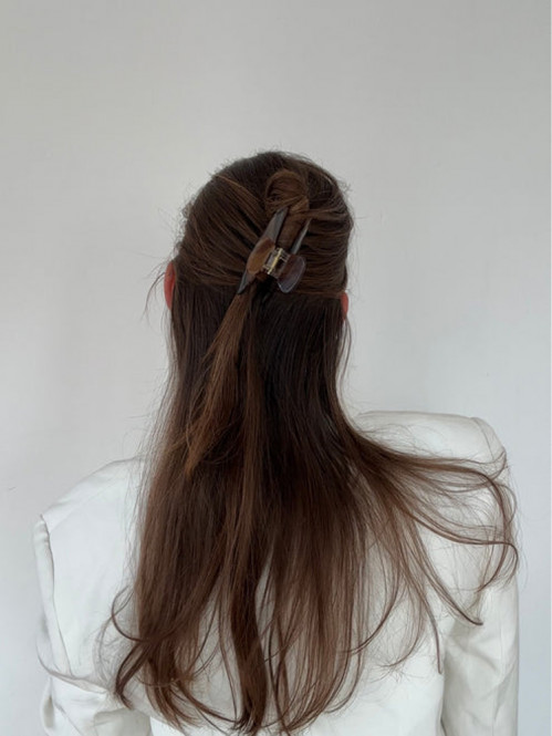 Line clip dk choco 