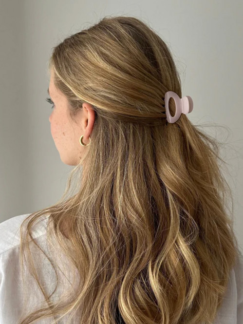 Liv clip pale blush 