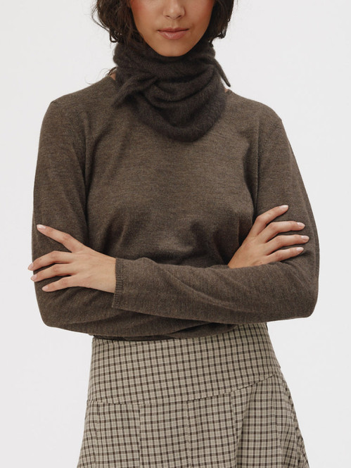 Paula scarf brown 