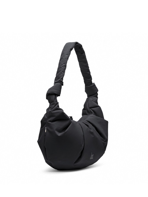 Pleat moon bag black 
