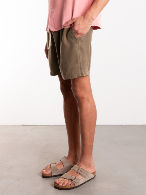 Dogtown shorts olive 