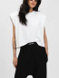 BP iconic shoulder tee white M