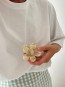 Flower clip creamy wht 