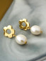 Flower pearl earrings gold 