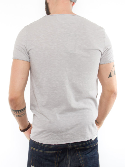 Basic v-tee perla 