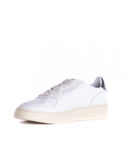 Medalist mens sneaker white black 