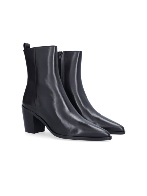 Booties black calf 
