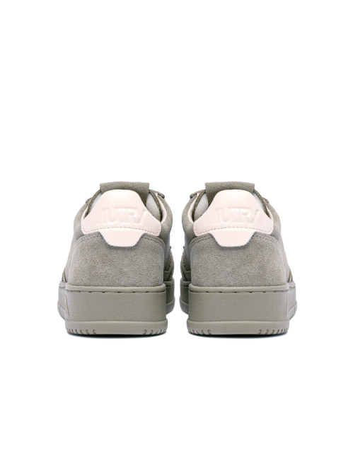 Medalist men sneaker silver sage ivory 