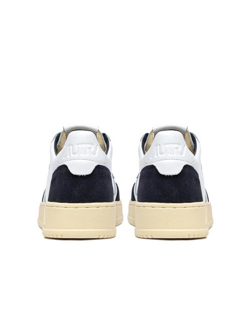 Medalist mens sneaker suede white ocean 