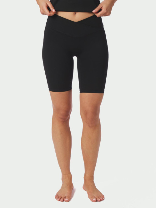 Lea wrap shorts black 
