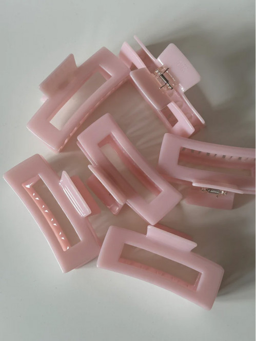 Mila clip pale blush 