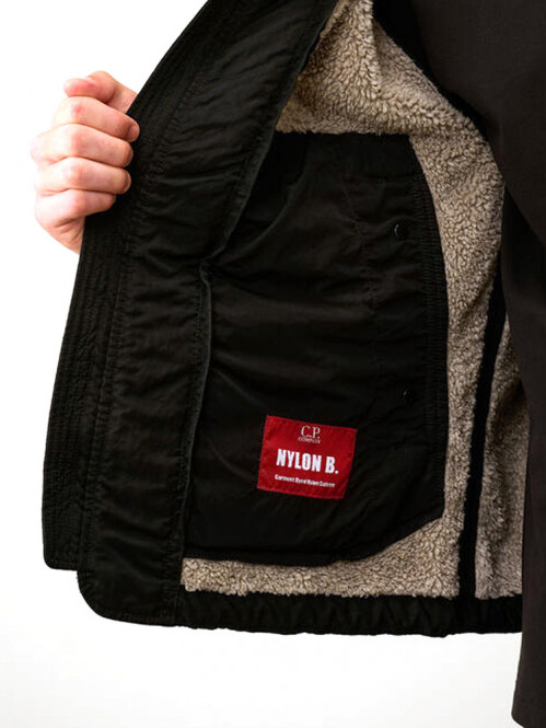 Outerwear short jacket nylon black sand 