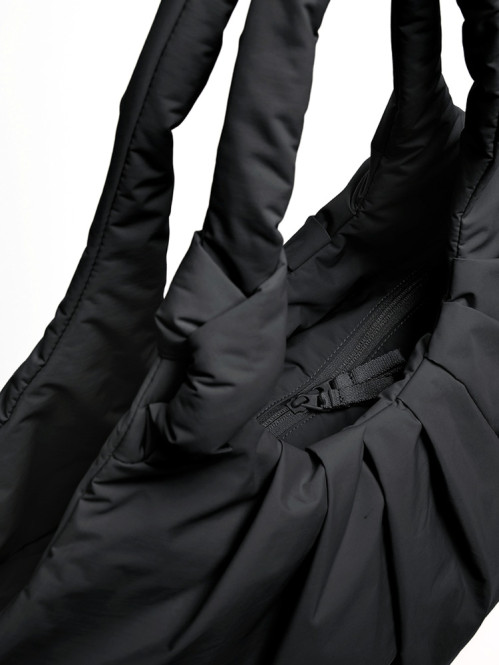 Pleat tote bag black 