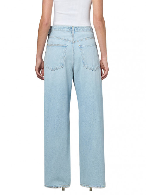 Vana jeans in spark 