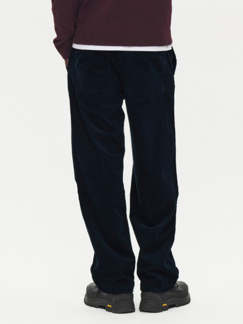 WW lax trouser salute 