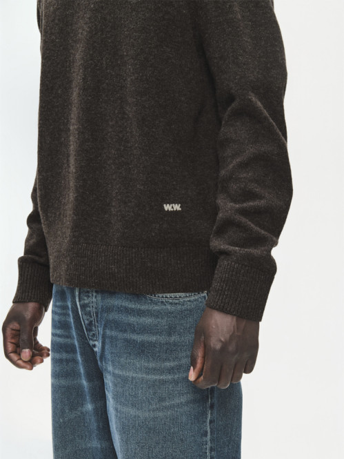 WW logo crew neck pullover delicioo 
