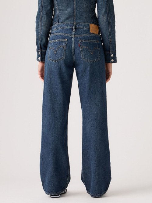 Low loose jeans lost in transla 