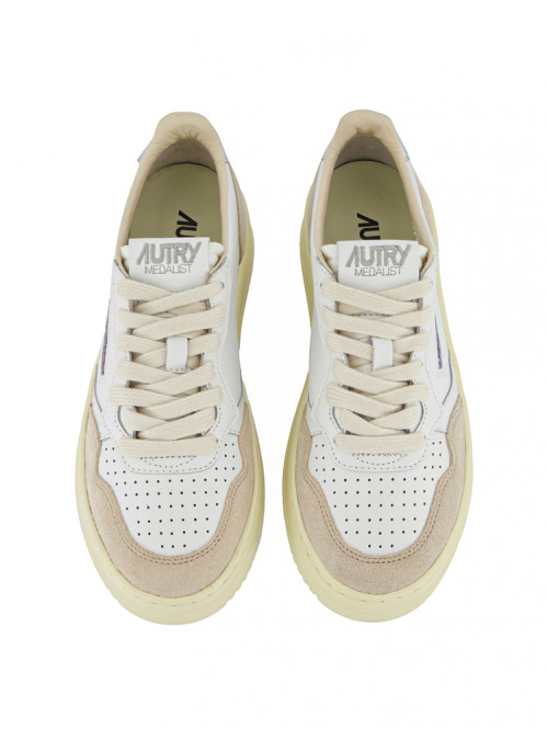 Medalist wmns sneaker suede white silver 