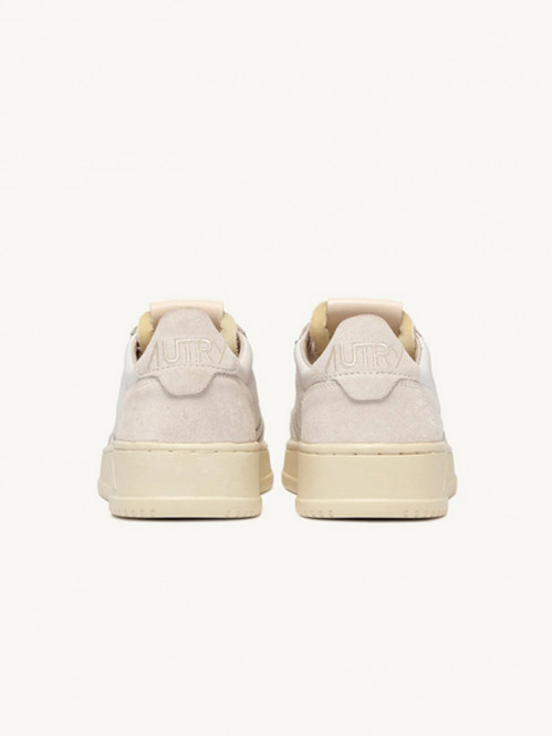Medalist low wmns sneaker suede white 