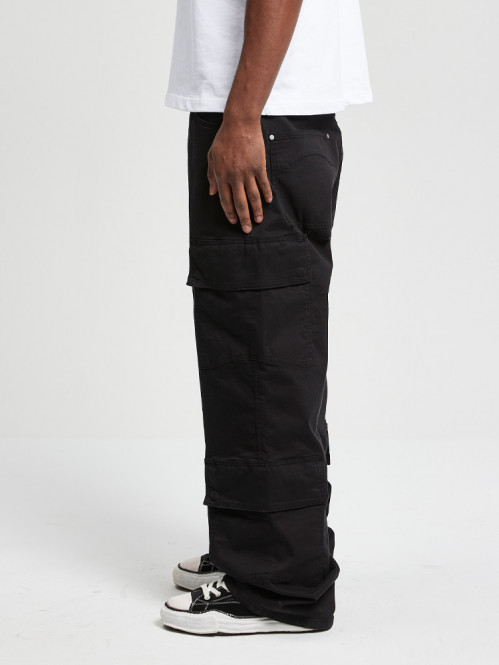 Essential cargo pant black 