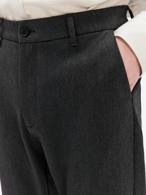 Crimson chino grey mel 33