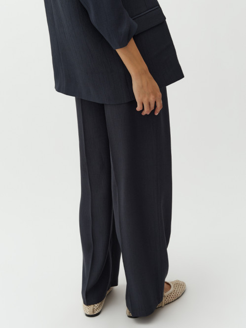 Dagnise-m daliar pant dark bering sea 