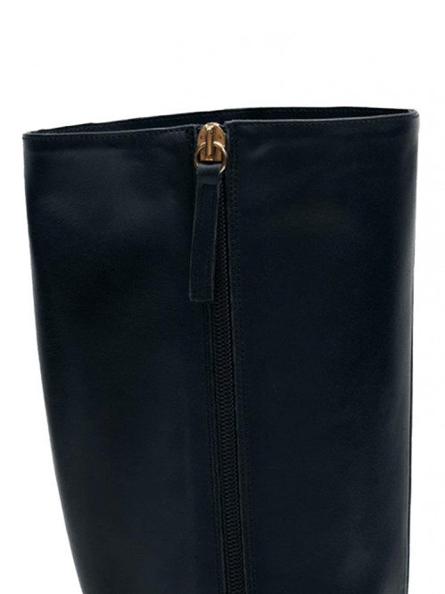 East boots black 