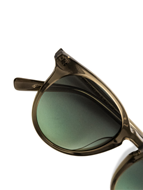 New depp sunglass grad green bottle 